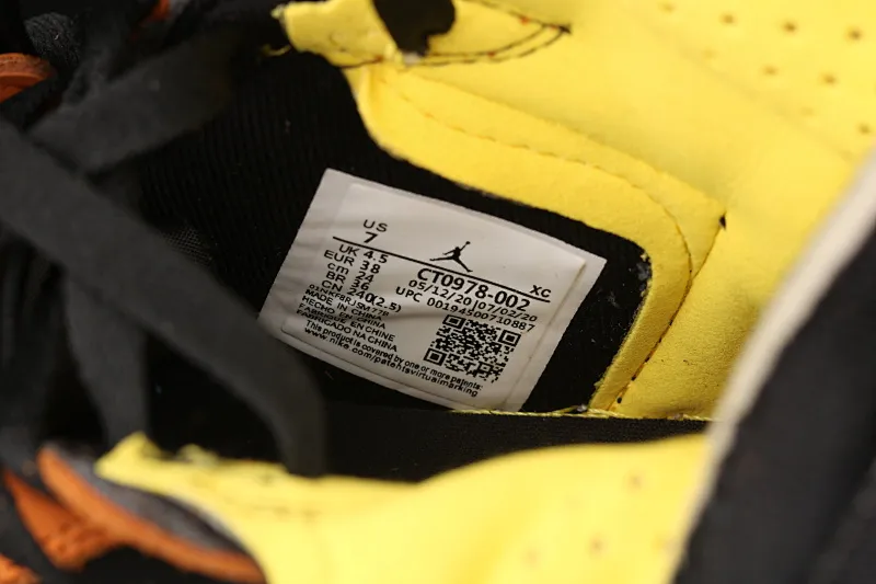 All categories Air Jordan Jordan series basketball shoes Air Jordan 1 High P version Air Air Jordan 1 High Zoom AJ1 Joe 1 black wheat color CT0978-002